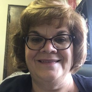 Meet your Posher, Eileen